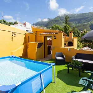 Canarian House With Views And Pool Hébergement de vacances